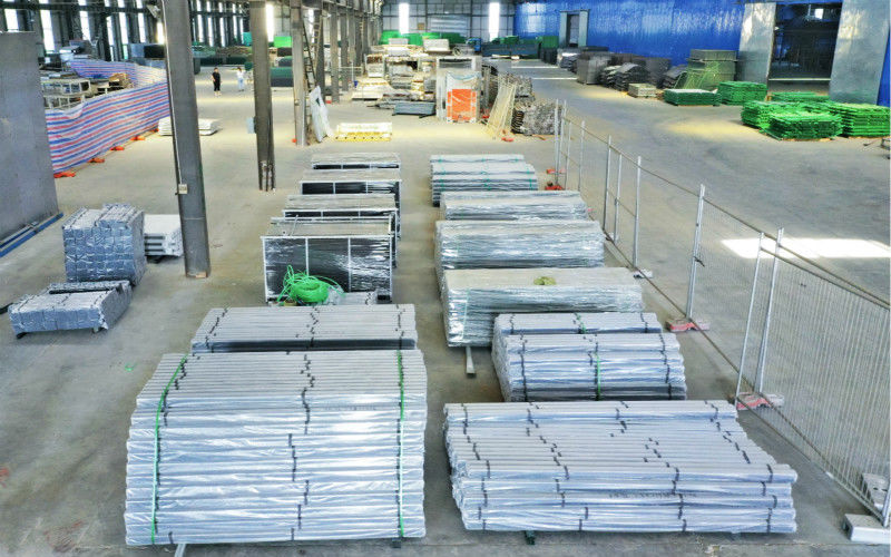 Hebei Bending Fence Technology Co., Ltd. manufacturer production line