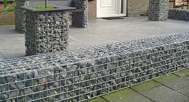 latest company news about manufacturing China iron welded mesh galvanized gabion netting cages  2