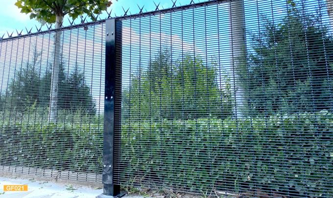 High Security 4.0mm Galvanized Anti Climb Fence 358 Welded Wire Mesh 0