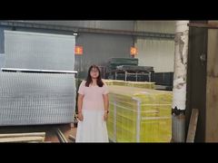 Packaging of edge protection fences shipped to Saudi Arabia