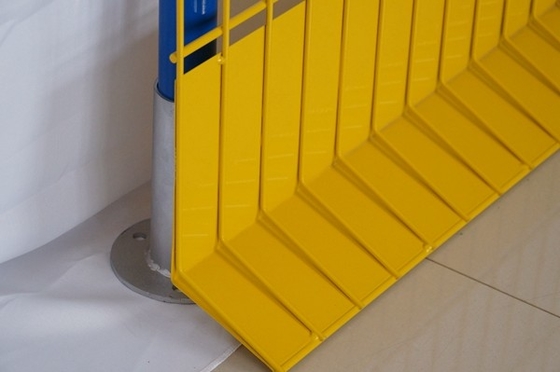 Yellow Color Fall Prevention Combisafe Barriers For Construction Temporary