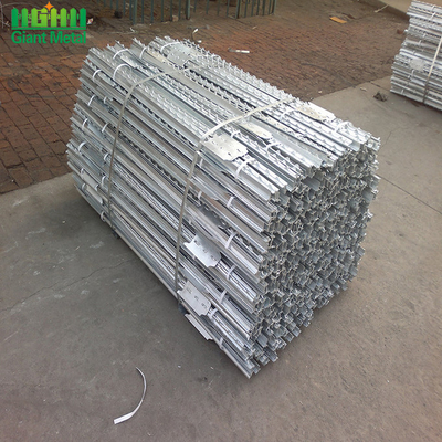 50*50*5mm Steel Studded T Post Customizable Length Hot Dipped Galvanized