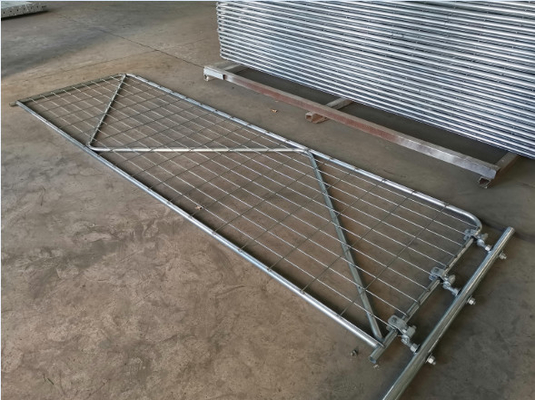 4mm Hot Dip Galvanized 1800mm Height Welded Farm Gate For Horse And Cattle
