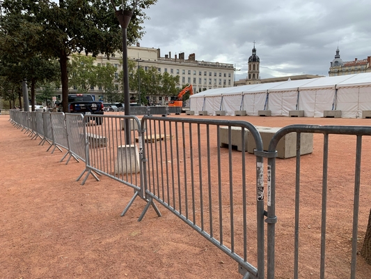 Easy To Move And Install Temporary Barricade Fencing Hot Dipped Galvanized