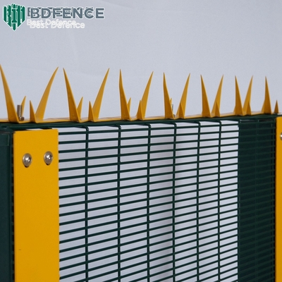 Clearvu Anti-Climb Prison Fence Panels 358 High Security Anti Climb Fences