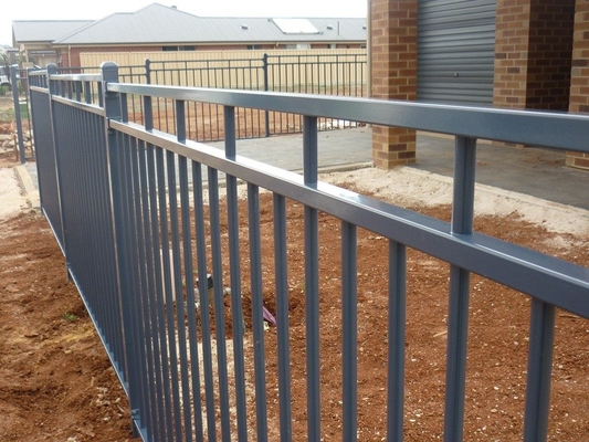Powder Coated 1.2m Metal Picket Fence Spear Top Design