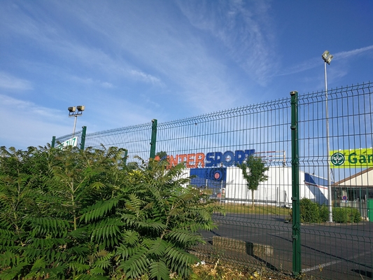 PVC Coated 3D Fence Welded Wire Mesh Fence for Security and Gardening