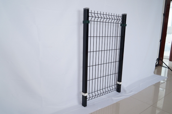 Garden PVC Coated V Bending 3D Curved Welded Wire Mesh Fence Outdoor Metal 3D Fence Panel With Peach Shape Post