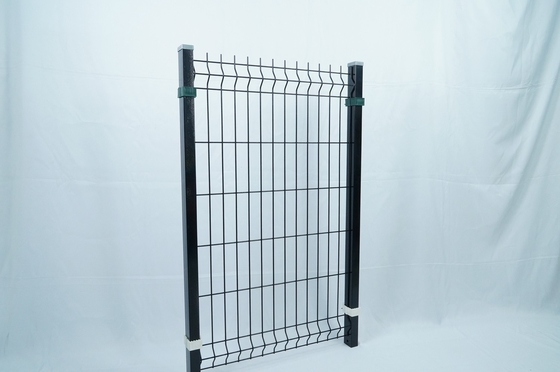 Garden PVC Coated V Bending 3D Curved Welded Wire Mesh Fence Outdoor Metal 3D Fence Panel With Peach Shape Post