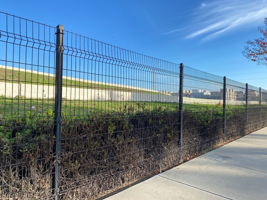 Curved Welded Mesh Bend Security Fence Panel Triangle Bend Fence 3D Fence for Garden