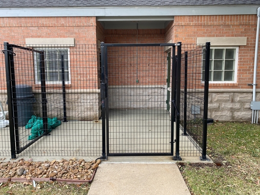 Curved Welded Mesh Bend Security Fence Panel Triangle Bend Fence 3D Fence for Garden