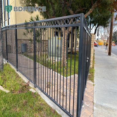 Black Powder Coated Metal Tubular Aluminum Fence Panels With Top Spear Pickets 30.000 Kg Single Gross Weight Fence Gates