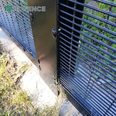 Best Sell Galvanized Anti-Climb 358 Security Wire Mesh Fence for Sale