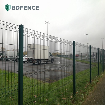 Wire Dia 5mm Metal Mesh Fencing RAL 6005 Green Powder Coated 3D Fence Panel Triangle Bending Fence For Construction Site