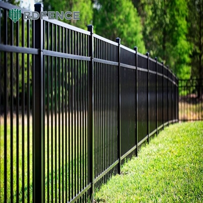ISO 9001-2008 Spear Top Metal Fence Picket Low Tubular Steel Fence