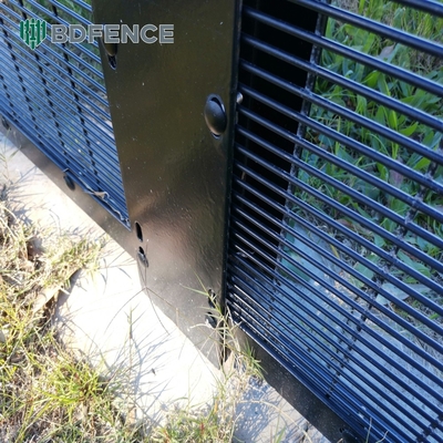 High Quality Wall Spikes Metal Anti Climb Fence Border Security Fence Panels for South Africa