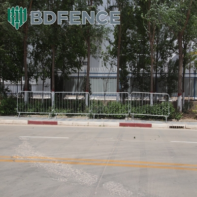Hot Dipped Galvanized Metal Crowd Control Barriers Security Portable