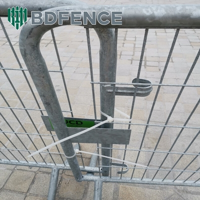 Heavy Duty Galvanized Steel Barricades Concert Low Maintenance