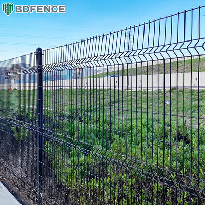 Wholesale Hot Selling Commercial Galvanized Steel Welded Curved 3D Wire Mesh Fence