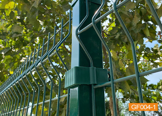 Rectangle Post PE Coating 50*200mm Wire Mesh Security Fence