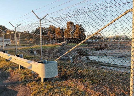 4.5mm After Coated Pvc Galvanized Diamond Chain Link Fence For Factory Game