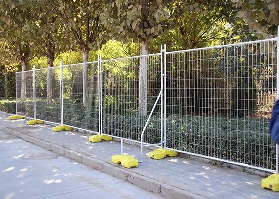 2.1M *2.4m Australia Retractable Temporary Fence Square Hole
