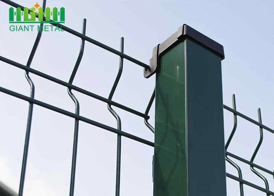 Aging Resistant PE Coated L2.5m V Mesh Security Fencing