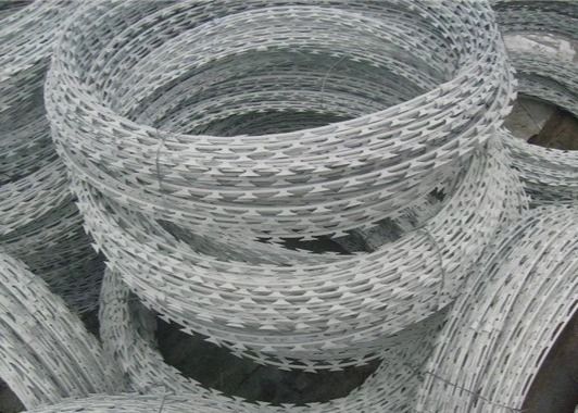 Electro Galvanized Barbed Wire Livestock Fence Panels