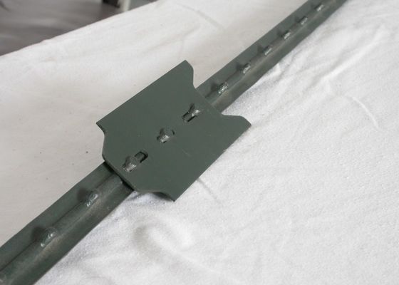 8ft 1.33lbs/Ft Green Painted Studded T Fence Post
