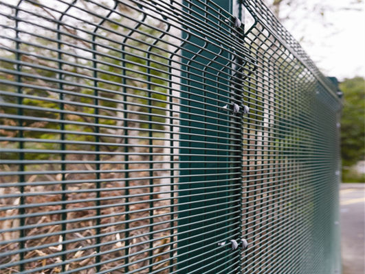 PVC Coating welded mesh ClearVu 358 Anti Climb Fence