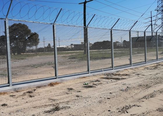 PVC Coating 75x12.5mm Anti Climb Security Fencing For Prison