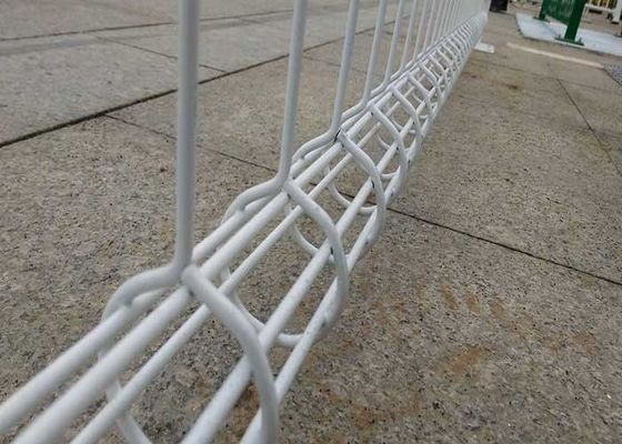 5mm 6ft White Double Loop Wire Mesh Fence Welded