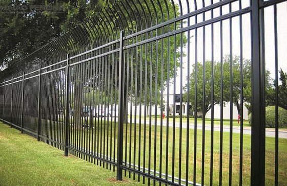 Customized 1.2m Height Metal Tubular Fencing 40x40mm Post