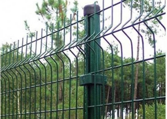 Dutch Post Triangle Bending Welded Wire Mesh Fence