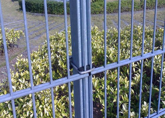 H2400mm Self Locking Double Wire Mesh Fencing