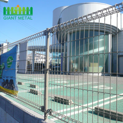 Decorative 50x200mm Welded Wire Garden Fence Whether Resistance