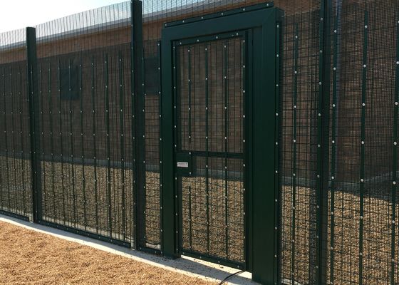 Farm Anticlimb Fencing And Gate With 358 Welded Mesh Panel