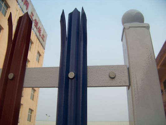 Powder Coated Q235 2750mm Width Steel Palisade Fencing