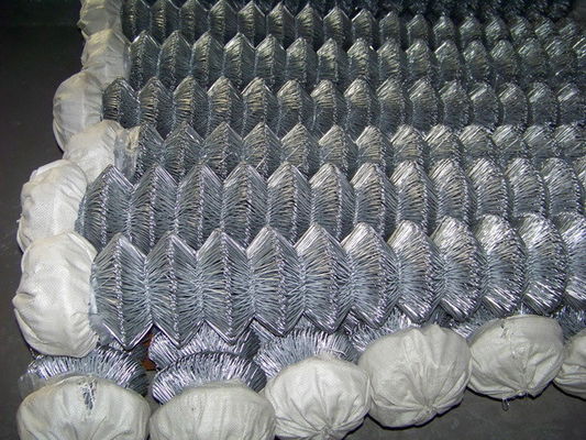 Hot Dipped Galvanized Woven 3.0mm Diamond Chain Link Fence