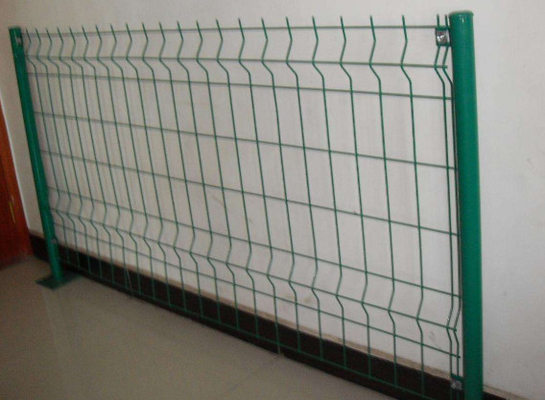 4ft Fence 3d Galvanized Welded 50 * 200 Mm Round Post