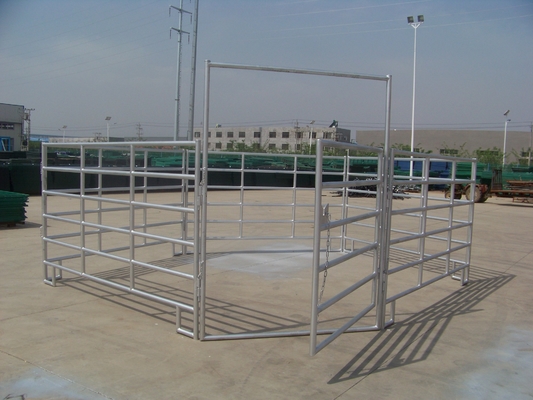1.8m Hot Dip Galvanized Livestock Corral Panels For Cattle Fence