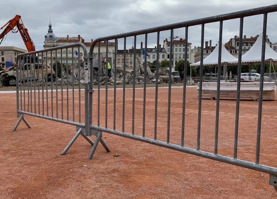 Pedestrian Barricades 0.9m Tall Fencing Crowd Control Steel Galvanized