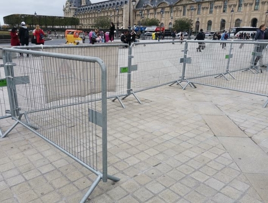 Pedestrian Barricades 0.9m Tall Fencing Crowd Control Steel Galvanized