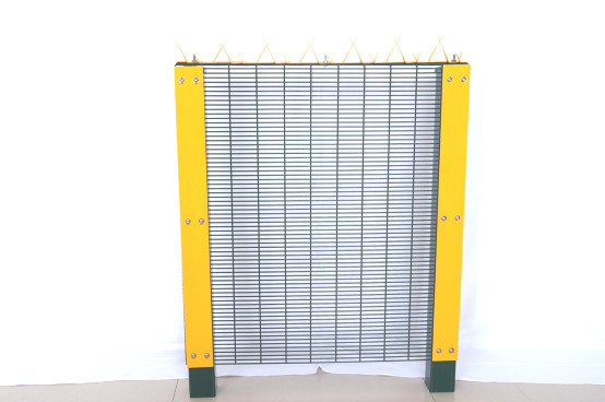 4mm Anti Cut Security Fence Pvc Coated 6feet Height With Flat Bar