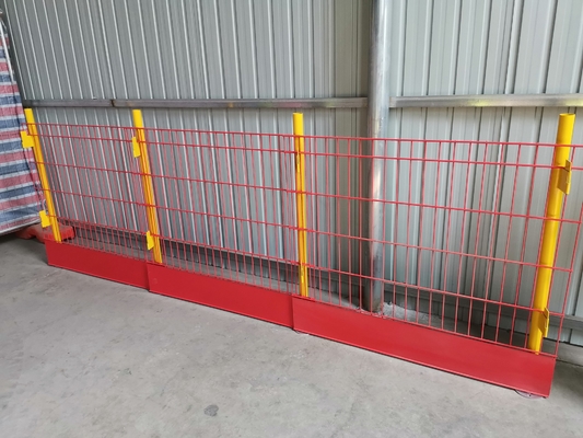 Steel 5 Feet High Temporary Edge Protection Barriers Assembled
